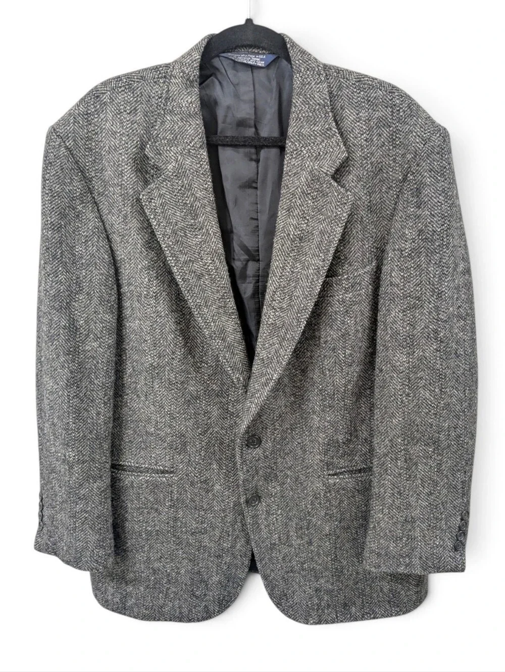 Harris Tweed Lands End Blazer Jacket Men's Size 44R Gray Herringbone Sport Coat